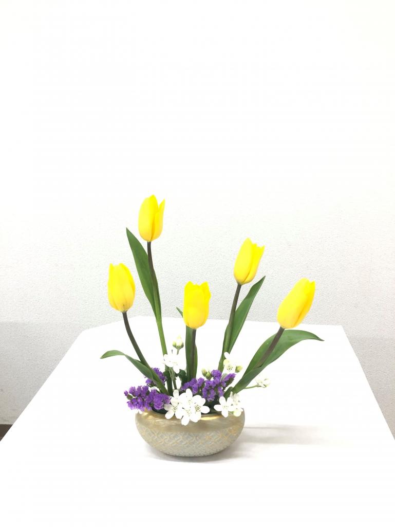 4月の花 ”暮らしに花を”　池坊いけばな一日講習会